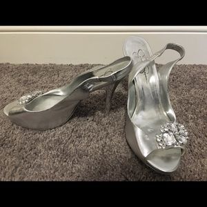 Jessica Simpson slingback